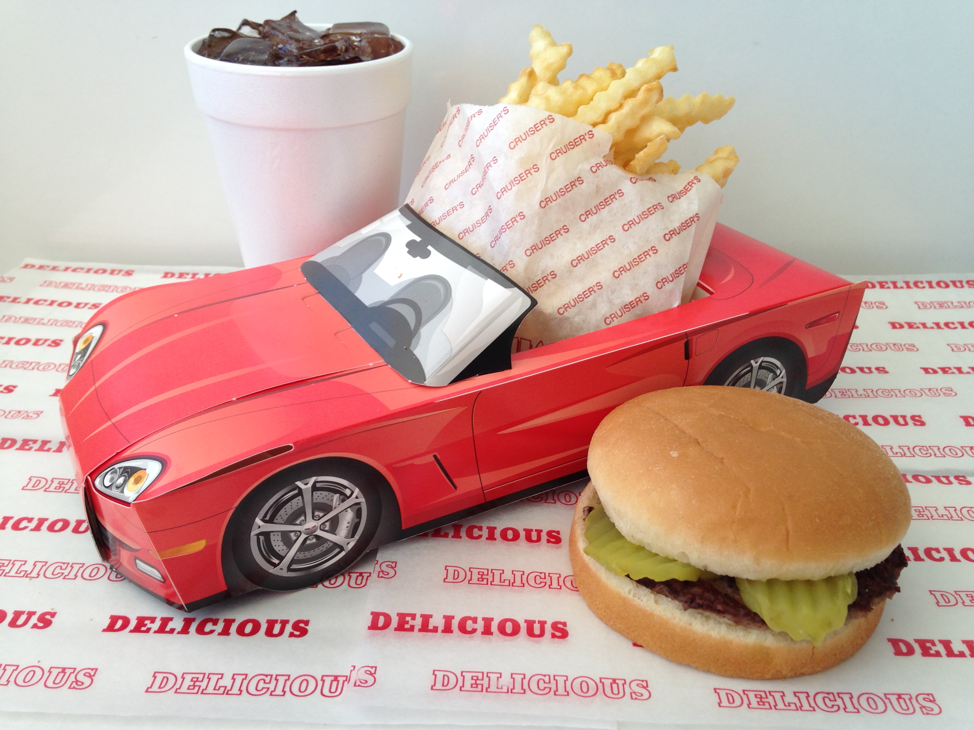 Kids Hamburger or Cheeseburger Meal